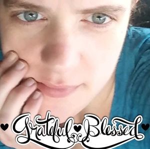 Meet your Posher, Christen